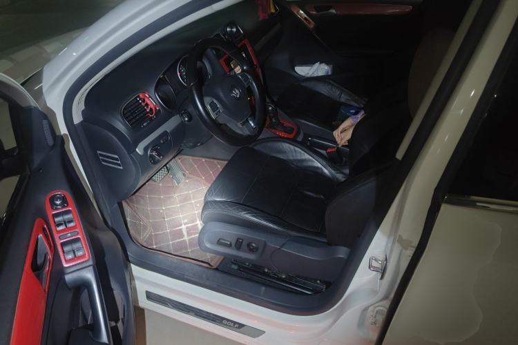 Used Volkswagen Golf 2012 1.4TSI Automatic Luxury Edition Driver Seat
