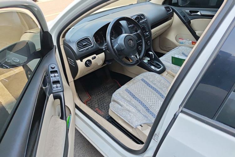 Used Volkswagen Golf 2012 1.6L Automatic Comfort Model Driver Seat