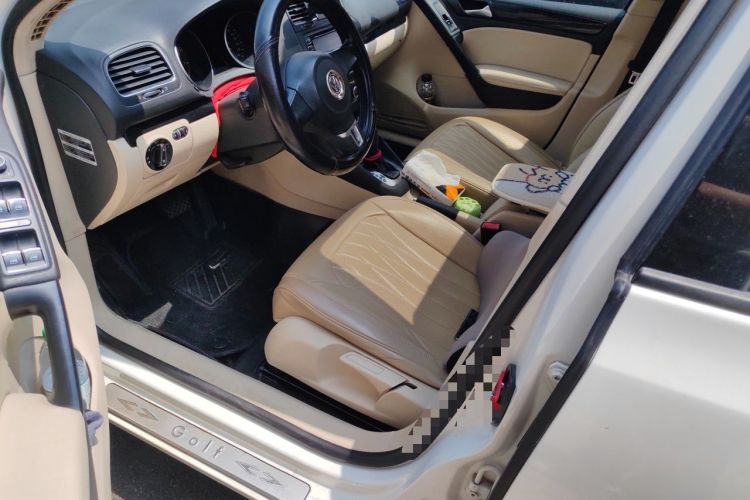 Used Volkswagen Golf 2012 1.4 TSI Automatic Comfort Edition Driver Seat