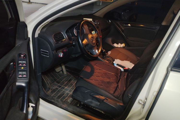 Used Volkswagen Golf 2012 1.6L Automatic Comfort Model Driver Seat