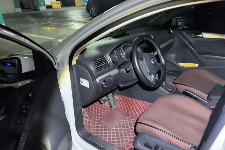 Used Volkswagen Golf 2012 1.4TSI Automatic Luxury Edition Driver Seat