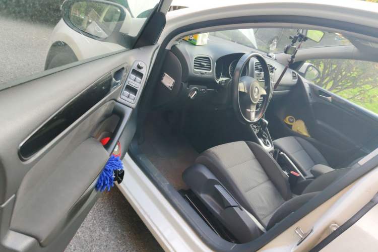 Used Volkswagen Golf 2012 1.4 TSI Automatic Comfort Edition Driver Seat