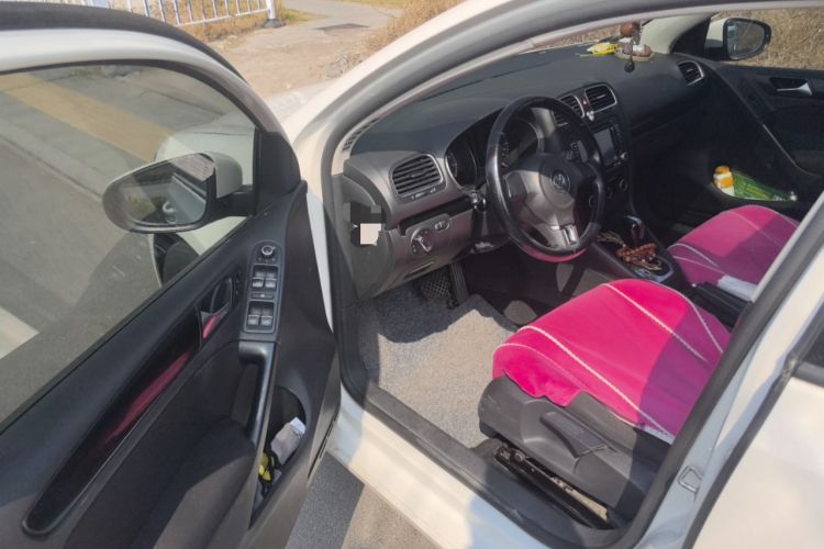 Used Volkswagen Golf 2012 1.4 TSI Automatic Comfort Edition Driver Seat