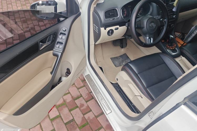 Used Volkswagen Golf 2012 1.4 TSI Automatic Comfort Edition Driver Seat