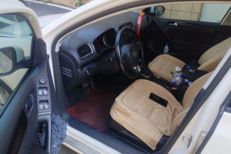 Used Volkswagen Golf 2012 1.6L Automatic Comfort Model Driver Seat