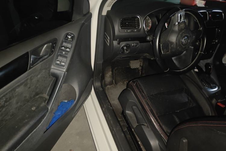 Used Volkswagen Golf 2012 1.6L Automatic Comfort Model Driver Seat