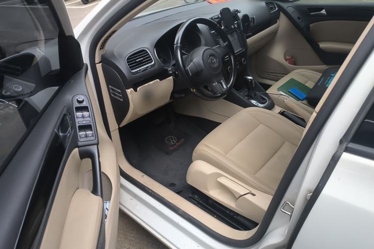 Used Volkswagen Golf 2012 1.4 TSI Automatic Comfort Edition Driver Seat