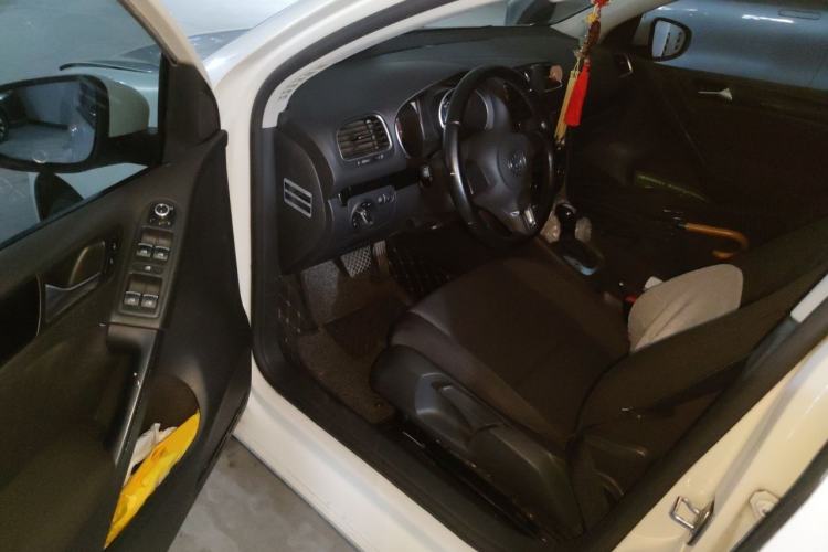 Used Volkswagen Golf 2012 1.6L Automatic Comfort Model Driver Seat