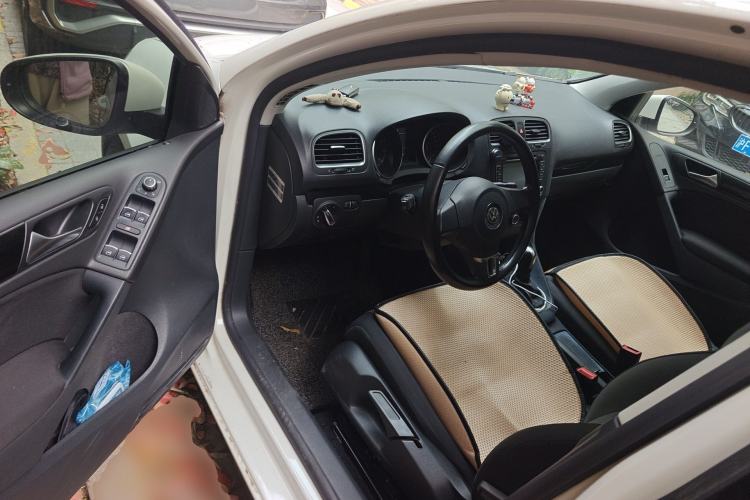 Used Volkswagen Golf 2012 1.4 TSI Automatic Comfort Edition Driver Seat