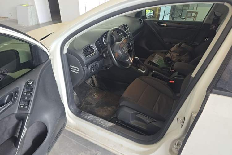 Used Volkswagen Golf 2012 1.4 TSI Automatic Comfort Edition Driver Seat