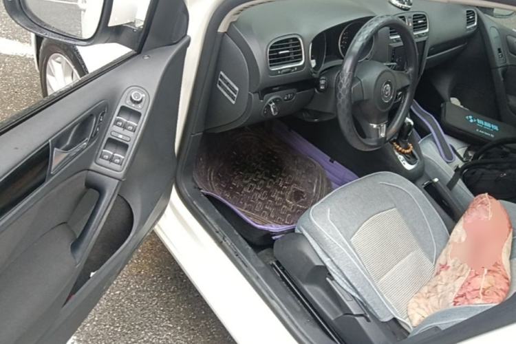 Used Volkswagen Golf 2012 1.4 TSI Automatic Comfort Edition Driver Seat