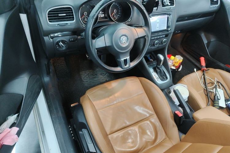 Used Volkswagen Golf 2012 1.4TSI Comfort Convertible Edition Driver Seat