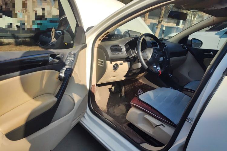 Used Volkswagen Golf 2012 1.4 TSI Automatic Comfort Edition Driver Seat