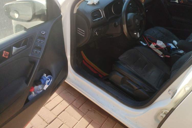 Used Volkswagen Golf 2012 1.6L Automatic Comfort Model Driver Seat
