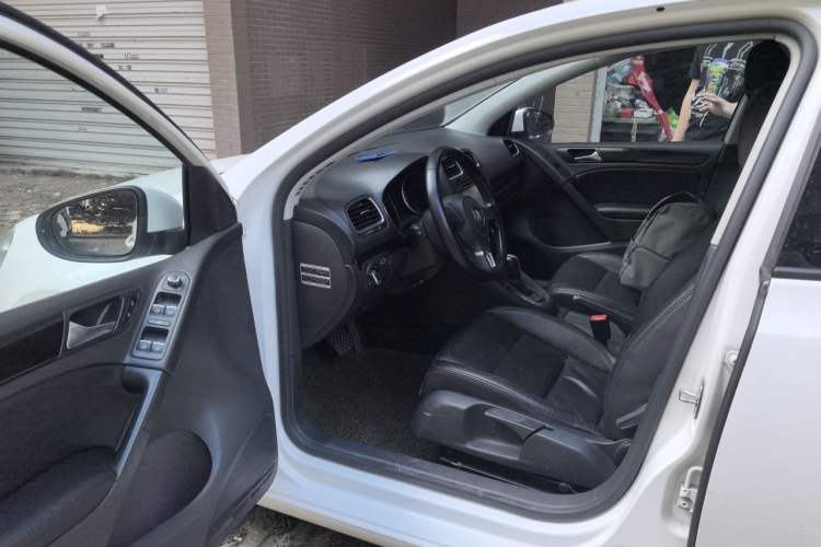 Used Volkswagen Golf 2012 1.4 TSI Automatic Comfort Edition Driver Seat