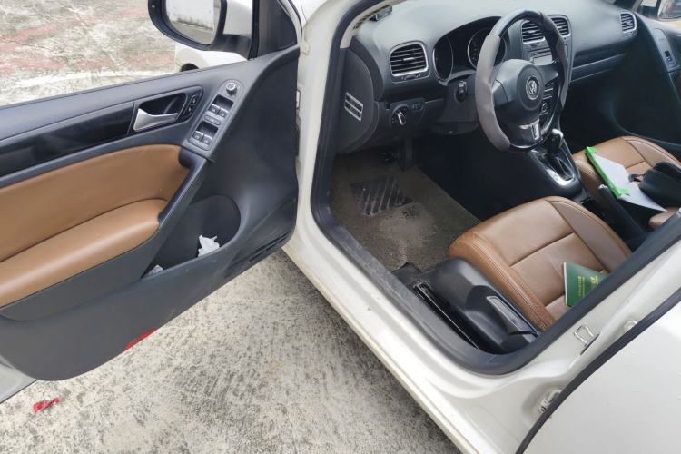 Used Volkswagen Golf 2012 1.6L Automatic Comfort Model Driver Seat