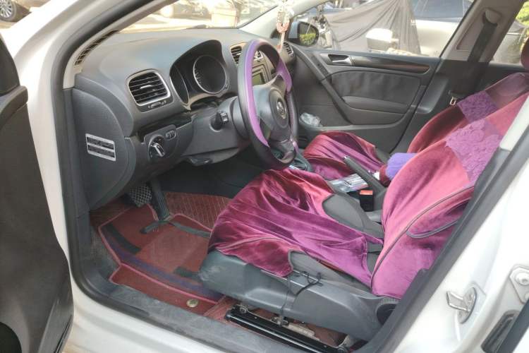 Used Volkswagen Golf 2012 1.6L Automatic Comfort Model Driver Seat