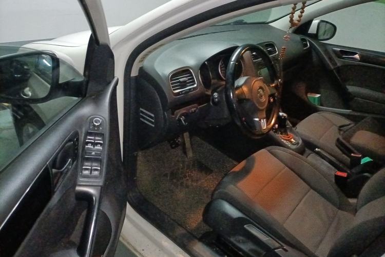 Used Volkswagen Golf 2012 1.6L Automatic Comfort Model Driver Seat