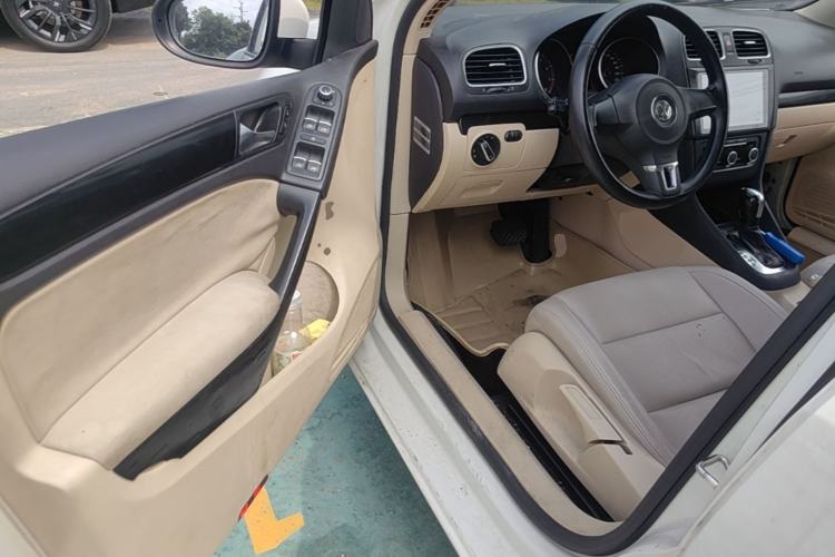 Used Volkswagen Golf 2012 1.6L Automatic Comfort Model Driver Seat