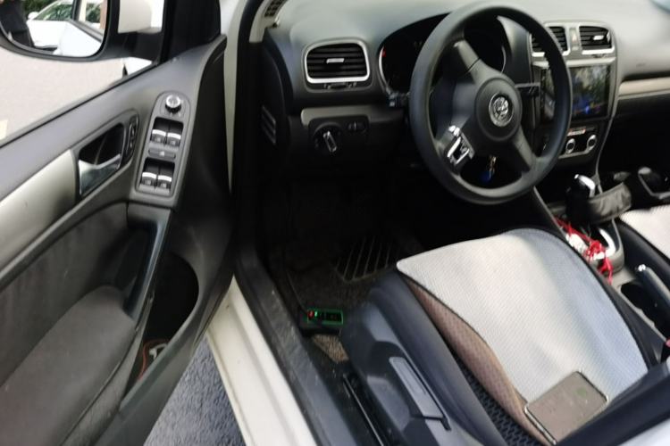 Used Volkswagen Golf 2012 1.6L Automatic Fashion Model Driver Seat