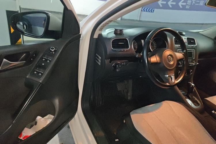 Used Volkswagen Golf 2012 1.4 TSI Automatic Comfort Edition Driver Seat