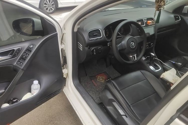 Used Volkswagen Golf 2012 1.4 TSI Automatic Comfort Edition Driver Seat
