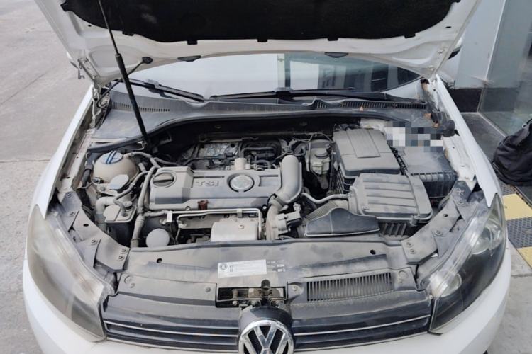 Used Volkswagen Golf 2012 1.4TSI Automatic Luxury Edition Engine Bay