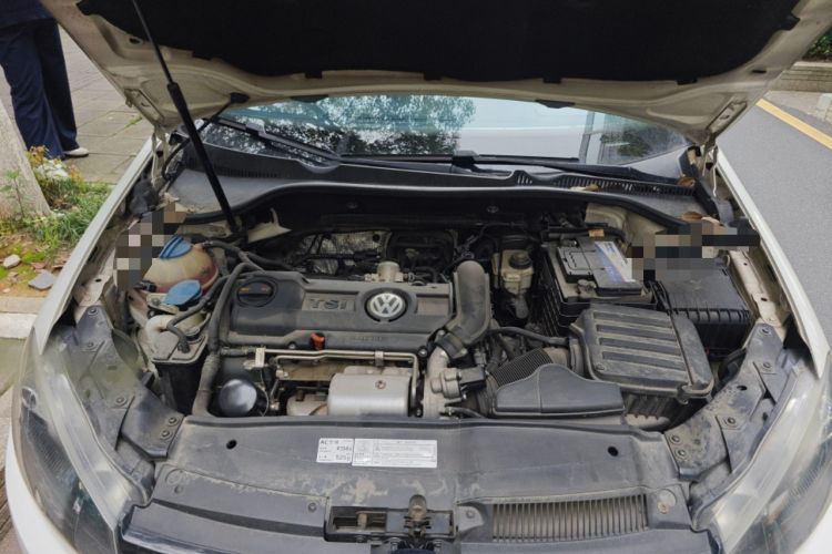 Used Volkswagen Golf 2012 1.4 TSI Automatic Comfort Edition Engine Bay