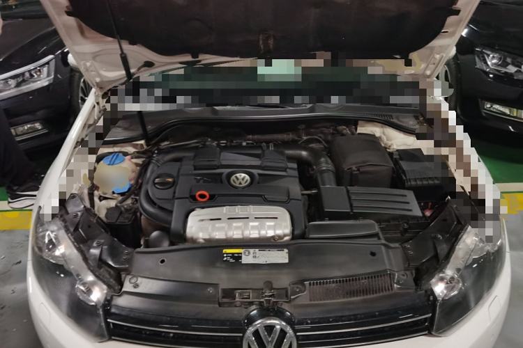 Used Volkswagen Golf 2012 1.4TSI Comfort Convertible Edition Engine Bay