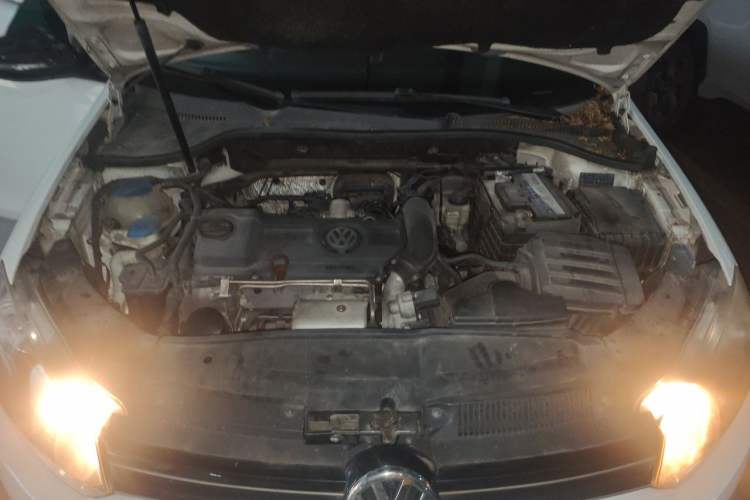 Used Volkswagen Golf 2012 1.4 TSI Automatic Comfort Edition Engine Bay