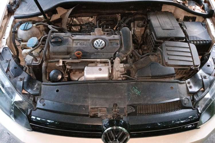 Used Volkswagen Golf 2012 1.4 TSI Automatic Comfort Edition Engine Bay