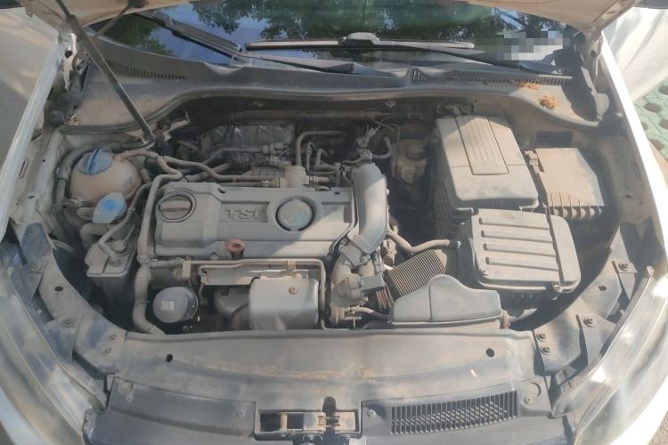 Used Volkswagen Golf 2012 1.4 TSI BlueMotion Edition Engine Bay