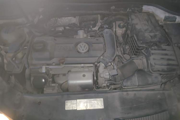 Used Volkswagen Golf 2012 1.4 TSI Automatic Comfort Edition Engine Bay