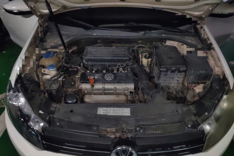 Used Volkswagen Golf 2012 1.6L Automatic Fashion Model Engine Bay