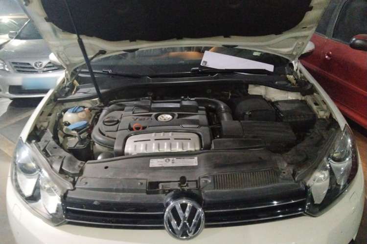 Used Volkswagen Golf 2012 1.4TSI Luxury Convertible Edition Engine Bay