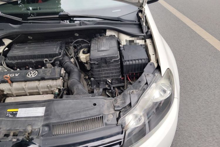 Used Volkswagen Golf 2012 1.6L Automatic Comfort Model Engine Bay Left