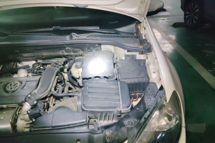Used Volkswagen Golf 2012 1.4 TSI Automatic Comfort Edition Engine Bay Left