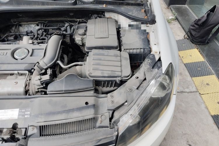 Used Volkswagen Golf 2012 1.4TSI Automatic Luxury Edition Engine Bay Left