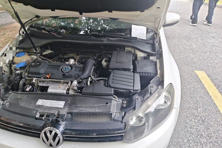 Used Volkswagen Golf 2012 1.4 TSI Automatic Comfort Edition Engine Bay Left
