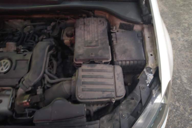 Used Volkswagen Golf 2012 1.4 TSI Automatic Comfort Edition Engine Bay Left