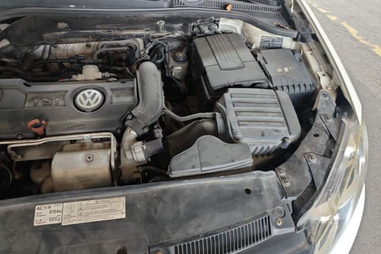 Used Volkswagen Golf 2012 1.4 TSI Automatic Comfort Edition Engine Bay Left