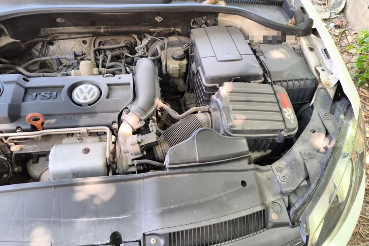Used Volkswagen Golf 2012 1.4 TSI Automatic Comfort Edition Engine Bay Left