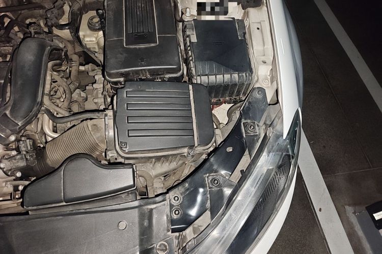 Used Volkswagen Golf 2012 1.4 TSI Automatic Comfort Edition Engine Bay Left