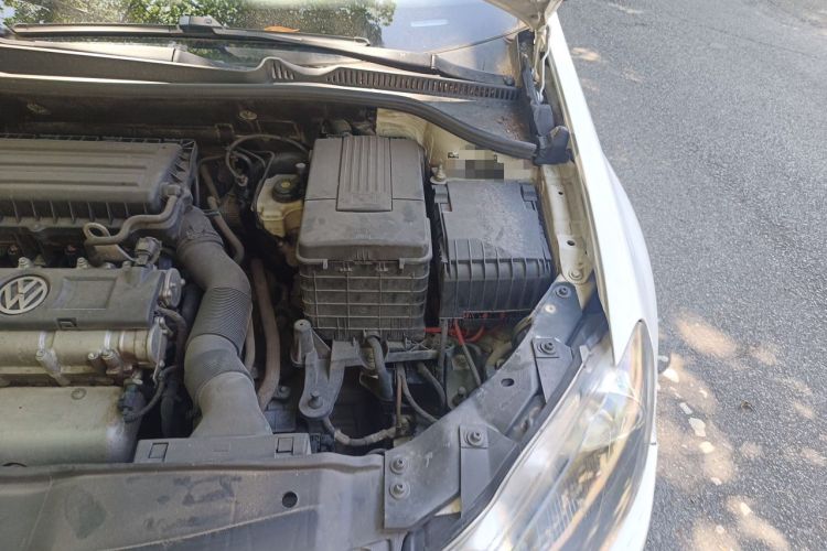 Used Volkswagen Golf 2012 1.6L Automatic Comfort Model Engine Bay Left