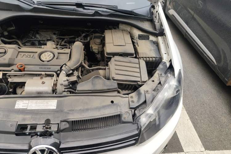 Used Volkswagen Golf 2012 1.4 TSI Automatic Comfort Edition Engine Bay Left