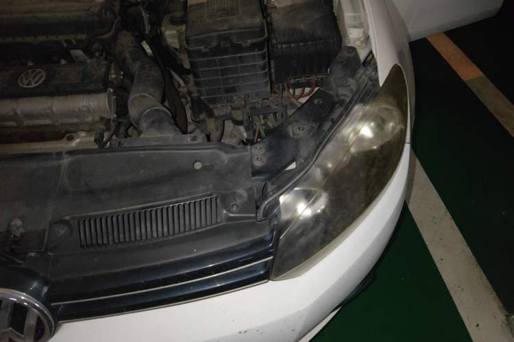 Used Volkswagen Golf 2012 1.6L Automatic Comfort Model Engine Bay Left