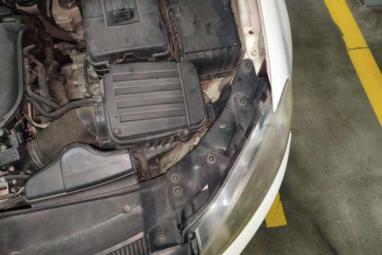 Used Volkswagen Golf 2012 1.4 TSI Automatic Comfort Edition Engine Bay Left