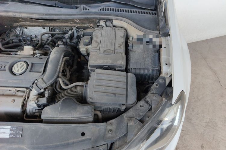 Used Volkswagen Golf 2012 1.4 TSI Automatic Comfort Edition Engine Bay Left