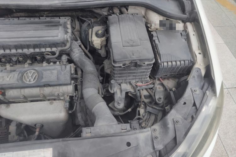 Used Volkswagen Golf 2012 1.6 Manual Comfort Edition Engine Bay Left