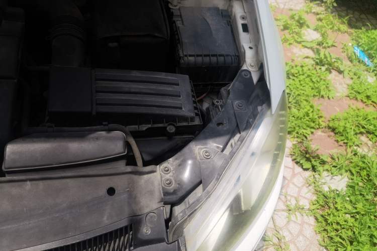 Used Volkswagen Golf 2012 1.4TSI Luxury Convertible Edition Engine Bay Left